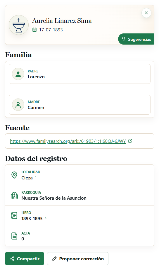 Detalle real de un bautismo con familia y botón de sugerencias